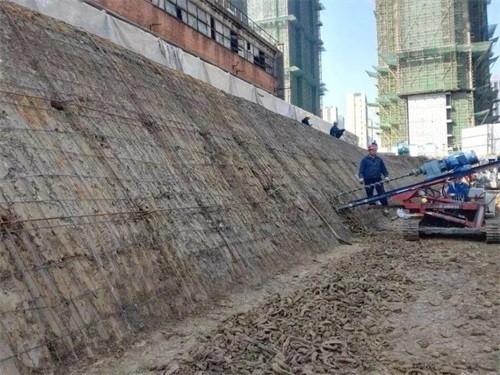 临桂建筑边坡支护